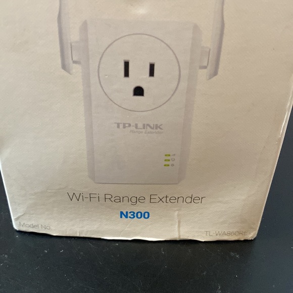TP-Link Wi-Fi extender N300 extend Wi-Fi save a power outlet new open box - Picture 2 of 11